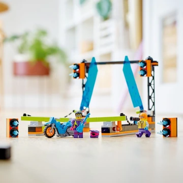 LEGO 60340 CITY Wyzwanie kaskaderskie: ostrze - obrazek 2